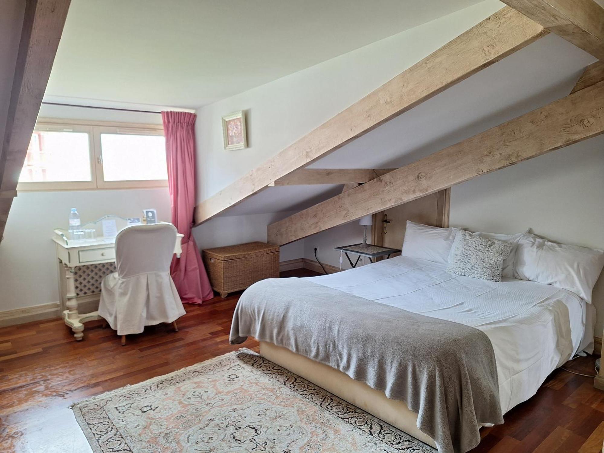 Hotel Villa Catarie เกตารี ภายนอก รูปภาพ